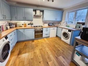 Photo 8- click for photo gallery